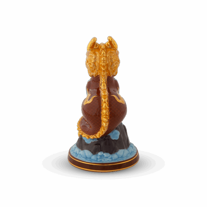  Tượng rồng Hảo Đức 13.5 cm - Màu Nâu. A001_311350NAV1. Giới thiệu sản phẩm Mã sản phẩm: %sku% Thương hiệu: %brand% Bộ sưu tập: %type% Chất liệu: Gốm sứ cao cấp Kích thước: Hoa văn: 2. Đặc điểm nổi bật sản phẩm   Gomminhlong.com chuyên phân phối tượng linh vật Minh Long chính hãng, chất lượng cao. Đa dạng mẫu mã và thiết kế để khách hàng lựa chọn. Ngoài ra, chúng tôi còn sản xuất hộp quà tặng in logo đựng tượng linh vật để làm quà tặng đối tác, sếp cao cấp. Liên hệ hotline: 0906 960 794 để nhân viên kinh doanh tư vấn và báo giá nhé!
